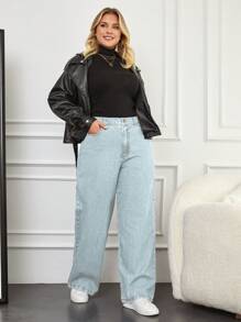 EURMUSE Women's Simple Solid Color Plus Size Jeans - Light Wash - View 4