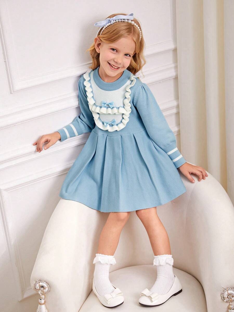 SHEIN 少女們的藍色純色時尚、休閒、可愛、舒適、柔軟、簡單、溫暖、多用途、優雅的褶邊蝴蝶結長袖針織毛衣裙,適合在家、日常外出、遊戲、派對穿著,適合秋冬季節 - 淺藍色 - 查看 1