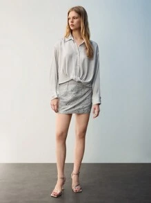 Maija 优雅女士扭纹细节丝滑柔软宽松休闲衬衫