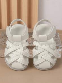 1pair Comfortable White Strap Decoration Fashionable Baby Sandals
