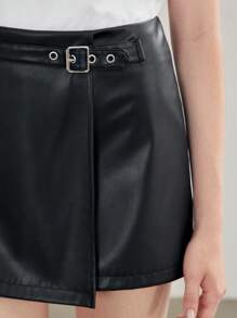 MOTF STUDIO PU LEATHER BUCKLE WAIST SKORT