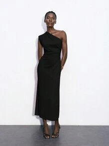 Maija Asymmetric Shoulder Fitted Black Long Dress For Women, Spring/Summer, Suitable For Valentine's Day Party - Black - View 6