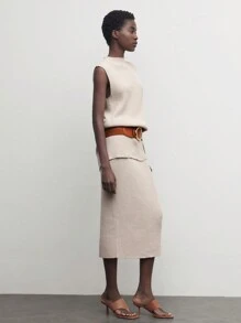 BizChic 杏色无袖圆领直筒针织办公套装 - 杏色 - 查看 5