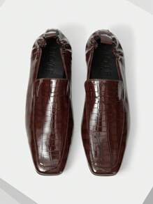 MOTF PREMIUM ZAPATOS DE MOCASÍN PLANOS CON PLIEGUES ESTAMPADOS CON COCODRILO MARRÓN DE PARA MUJER - Marrón Chocolate - Ver 5