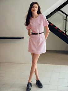 MOTF STUDIO VESTIDO MINI SIN CINTURÓN DE TWEED CON PARCHE DE RHINESTONE