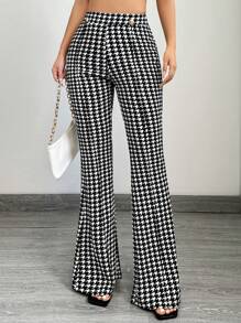 SHEIN SXY Pantalones de pierna acampanada con estampado de pata de gallo casuales y para ir al trabajo para mujeres - Gris - Ver 4