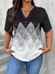 SHEIN LUNE 大码 V 领花卉印花短袖休闲 T 恤，夏季 - 彩色 - 查看 3