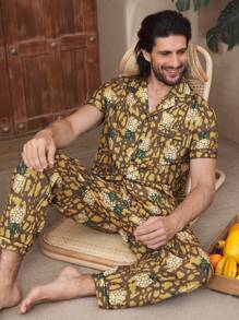 Manfinity ChillVibe Men's All-Over Print Short Sleeve Loungewear Set
