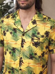 Manfinity ChillVibe 男士热带植物印花衬衫和裤子休闲睡衣套装 - 黃色 - 查看 9