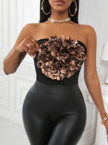 Zolique Top Crop Bandeau Estampado com Animal e Flor para Mulheres - Preto - Visão 3
