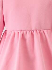 Girls Pink Flower Decorated Princess Coat With Beret, The Unique 3D Floral Design On The Coat Adds A Sweet And Elegant Touch, Perfect For Little Princesses Seeking A Refined Look. The Coat Comes With A Matching Beret In The Same Color Scheme, Creating A Cohesive And Fashionable Overall Look That Allows Kids To Showcase Their Style Even In The Cold Winter Season. Suitable For Casual Wear, Outdoor Activities, And Gatherings In The Fall And Winter. - Pink - View 5