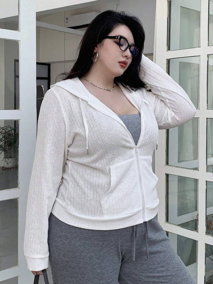 Dazy Plus 大码拉链柔软纯色合身连帽口袋长袖运动衫 - 白色 - 查看 1