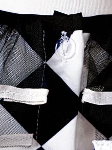 2 pièces Tenues d'Halloween pour nouveau-né fille, ensemble barboteuse à contraste de dentelle et maille et serre-tête, cool et élégant, pour la fête d'Halloween - Noir et Blanc - Voir 4