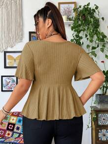 Flirla Kaos Ukuran Besar Leher V Lengan Ruffle Hem Pendek - Coklat - View 2