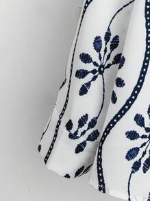 SHEIN LUNE Bộ 2 món Plus Size: Áo sơ mi dài tay in họa tiết và quần đồng màu - màu đen - Xem 4