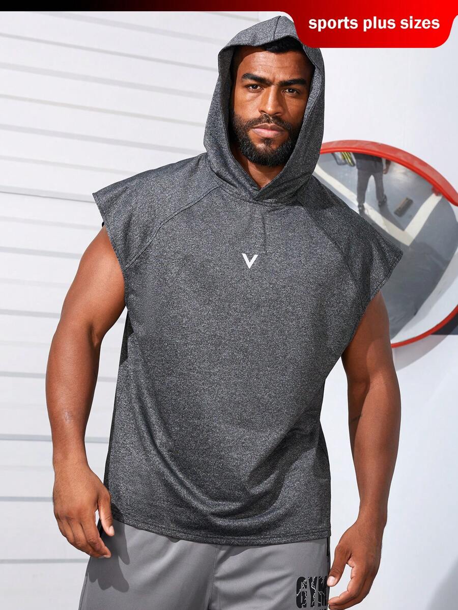 Manfinity Fitness Regata Esportiva com Capuz e Estampa de Letra para Homens Plus Size, Verão - Multicolorido - Visão 1
