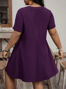 SHEIN LUNE 大码圆领短袖纯色休闲宽松优雅中长连衣裙 - 紫色 - 查看 2