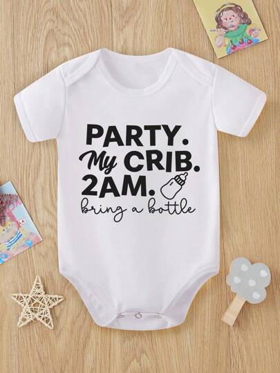 SHEIN Vintaside Kids Baby Boy Casual Creative Milk Bottle & Letter Print Bodysuit, Short Sleeve