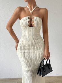 Zolique Vestido de cuello de halter con tejido anillado metálico, nuevo para 2024 - Albaricoque - Ver 3