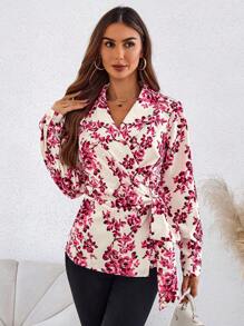 SHEIN Clasi Blusa romántica con cintura ceñida y sobreposición floral para mujeres