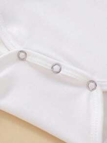 SHEIN Vintaside Kids Baby Boy Casual Creative Milk Bottle & Letter Print Bodysuit, Short Sleeve