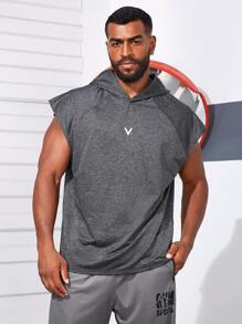 Manfinity Fitness Regata Esportiva com Capuz e Estampa de Letra para Homens Plus Size, Verão - Multicolorido - Visão 7