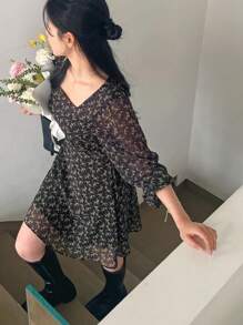 DAZY Váy hoa nhỏ buộc nơ phía trước ngắn cho nữ, màu đen, váy suông mùa xuân và mùa hè - màu đen - Xem 4