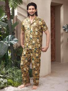 Manfinity ChillVibe Men's All-Over Print Short Sleeve Loungewear Set