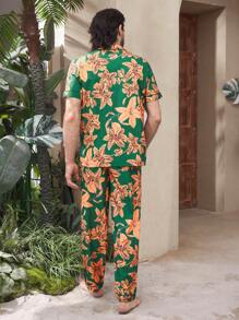 Manfinity ChillVibe Men's Floral Print Button-Down Short Sleeve Pajama Set, Summer - Green - View 3
