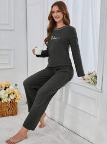 RueChic 100% Cotton 2Pcs  Slogan Injection Printed Shirt And Lounge Bottom Homewear Lounge Set - Dark Green - View 5