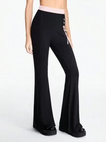 ROMWE Grunge Punk Contrast Color Eyelet Bow Heart Patch Skinny Flare Pants For Women - Black - View 3