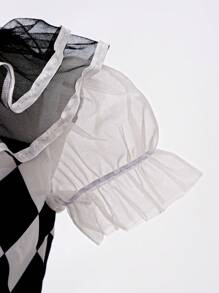 2 pièces Tenues d'Halloween pour nouveau-né fille, ensemble barboteuse à contraste de dentelle et maille et serre-tête, cool et élégant, pour la fête d'Halloween - Noir et Blanc - Voir 5