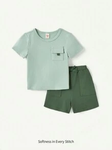 Cozy Pixies Ensemble de haut à manches courtes à encolure ronde et à poche décorative douce tricotée pour bébé garçon et short unicolore de couleur unicolore