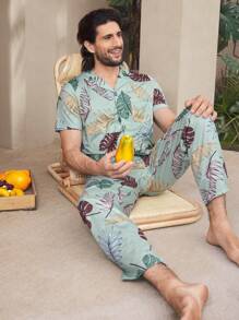 Men's Leaf Print Single-Breasted Short Sleeve Top And Pants Loungewear Set - Green - View 2