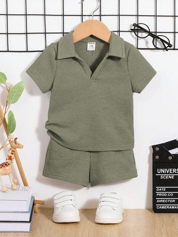 SHEIN Set de 2 bucăți pentru bebeluș/fetă, tricou verde tricotat cu textura și pantaloni scurți uni