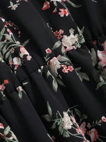 DAZY Women Floral V-Neck Ruffle Hem Long Sleeve Dress,Fall Dress - Black - View 9