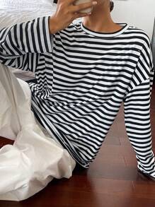 DAZY Damen Einfarbiges Rundhals Loose Langarm T-Shirt, Herbstkleidung - Schwarz und Weiss - Übersicht 8