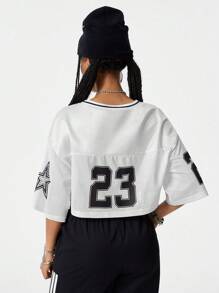 SHEIN Coolane Camiseta de manga corta con estampado de número de carreras de estilo de calle de primavera/verano de mujer, ropa deportiva de calle