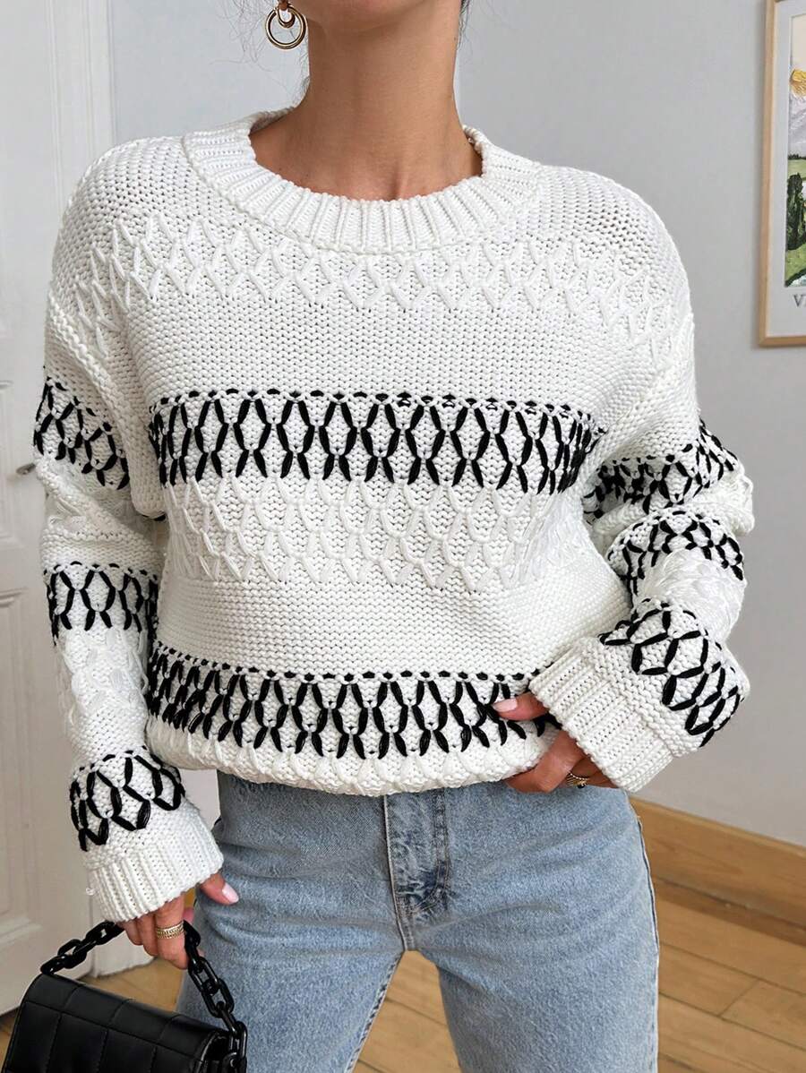 EURMUSE Woman Jacquard Detailed Cozy Soft Oversize Sweater - White - View 1