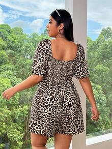 SHEIN EZwear Mono casual de verano con estampado de leopardo, cuello cuadrado y mangas cortas abultadas para mujeres talla grande - Multicolor - Ver 2
