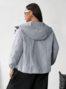 Flirla 大码连帽抽绳拉链休闲轻便夹克，简约时尚 - 灰色 - 查看 2