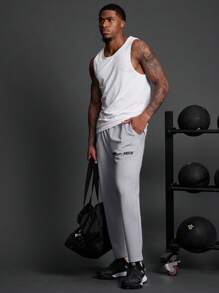 Manfinity Sport Corelite Boyfriend Style Men Plain Simple Zip-Up Sports Trousers