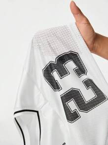 SHEIN Coolane Camiseta de manga corta con estampado de número de carreras de estilo de calle de primavera/verano de mujer, ropa deportiva de calle