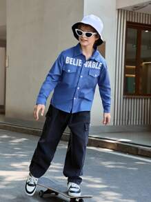 SHEIN Camisa de manga larga simple estampada para niños preadolescentes