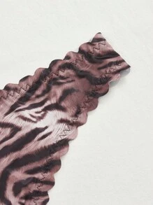 Comfortable Leopard Animal-Print Plus Size Panties, Plus Size Thong Panties - Coffee Brown - View 4