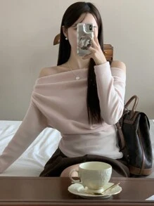 DAZY 女士纯色简约露肩垂坠T恤，适合日常穿着、秋季服装、返校服装长袖女式上衣 - 粉色 - 查看 4