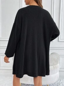 SHEIN Maternity Raglan Sleeve Button Up Crop Top & Adjustable Waist Shorts Set, Spring Summer - Black - View 2