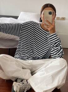 DAZY Damen Einfarbiges Rundhals Loose Langarm T-Shirt, Herbstkleidung - Schwarz und Weiss - Übersicht 9