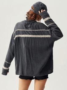 Bohemela Blusa casual de mujer con lavado y encaje de contraste para vacaciones, Blusa holgada de mujer con cuello en V, mangas largas y encaje de contraste en gris oscuro, uso casual diario en primavera/otoño