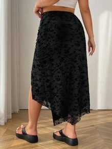 SHEIN EZwear Falda negra de talla grande para mujer con estampado floral, corte con abertura lateral, cordón ajustable en dobladillo
